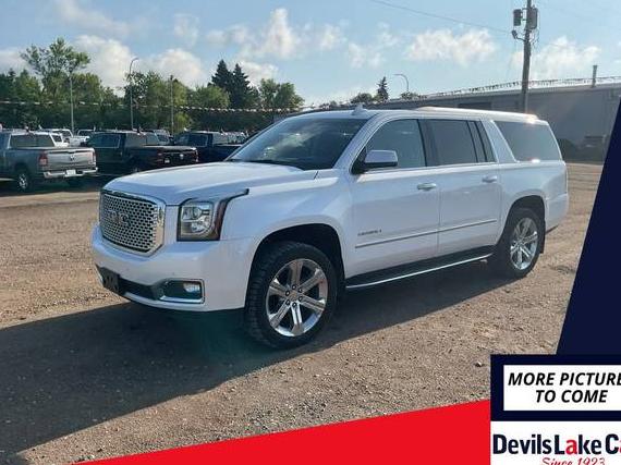 GMC YUKON XL 2017 1GKS2HKJ4HR177122 image